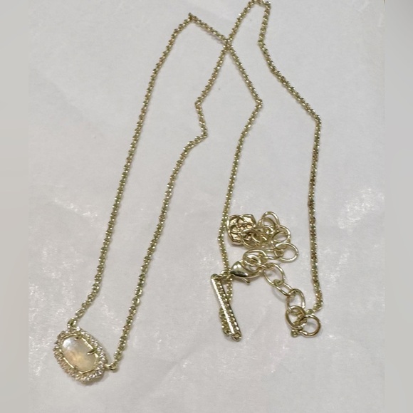 Kendra Scott Necklace - Picture 1 of 4